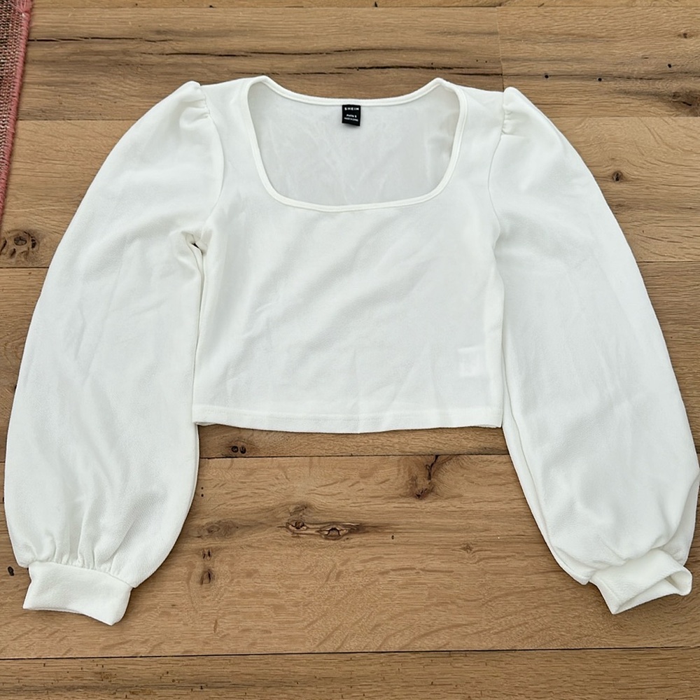 SHEIN Petite Small white cropped long sleeve shirt
